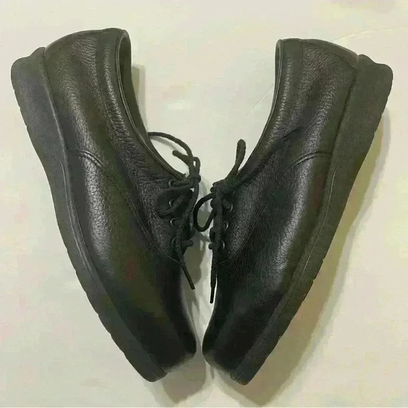 MS Safety Shoes by Iron Age Women Size 8 Black Safety Steel Toe Lace up Shoes - Picture 2 of 9